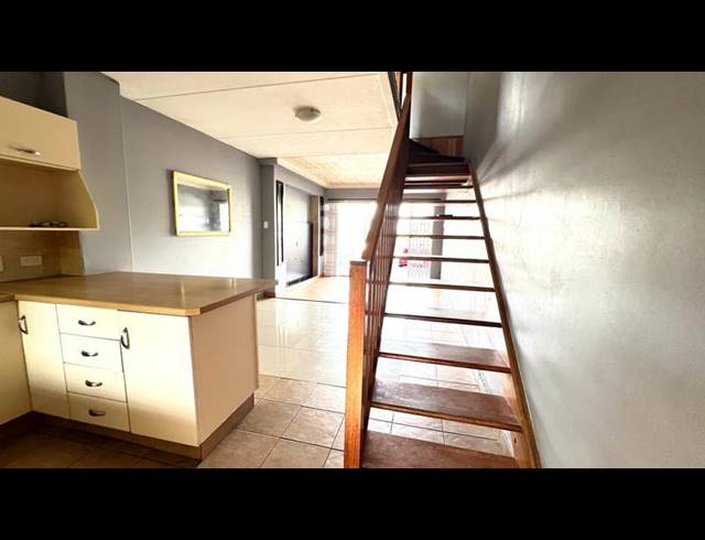 2 BEDROOM APARTMENT FOR SALE IN CAVERSHAM GLEN